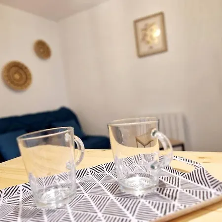 Le Cosy Yourhosthelper Apartamento *